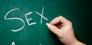 Belajar Mengenal Seksualitas