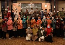 Teachers as Peace Agents: Prevention of Intolerance and Violent Extremism in Senior High School (SMA) or Vocational School (SMK)
