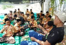 Fun Games di Festival Jagat: Medium Edukasi Ekologi dan Toleransi bagi Santri Seblak
